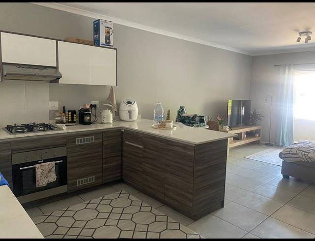 2 BEDROOM APARTMENT FOR SALE IN RYNFIELD